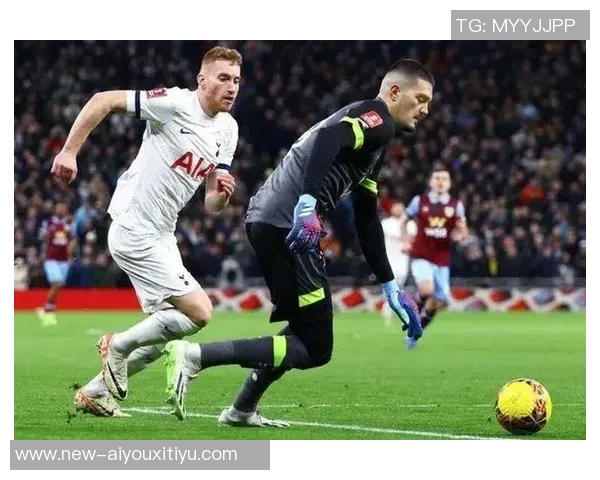 梅森梅利亚冬窗加盟热刺18岁爱尔兰前锋引发关注