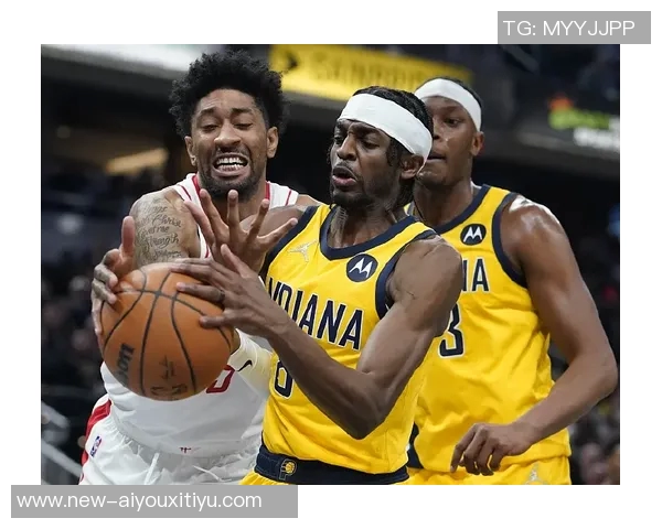 特纳高效发挥仅靠三分球贡献15分7篮板2助攻3抢断展现全面能力